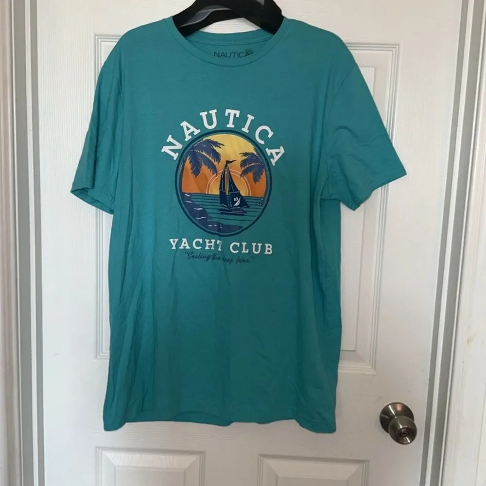 Nautica Men's  Medium Teal Graphic Yacht Club Short sleeves tee NWT